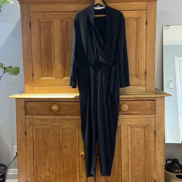 Iro Chacha Jumpsuit - Picture 4 of 7